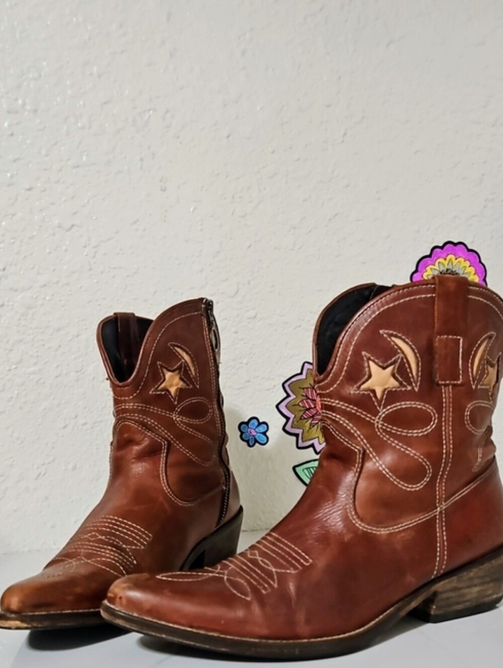 Vintage Jeffrey Campbell Moon And Star Inlay Leather Ankle Boots